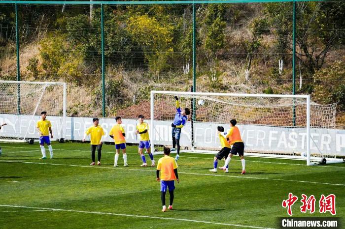 昆明时隔13年再现职业足球队，正式冲击中乙联赛