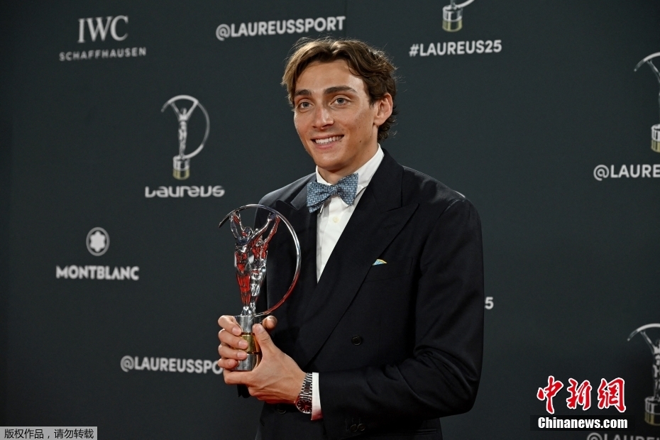 中国游泳选手蒋裕燕首获劳伦斯最佳残疾人运动