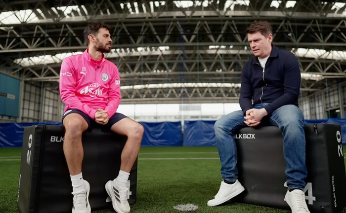 曼城中场伯纳多-席尔瓦忆联赛杯首冠：冠军文化