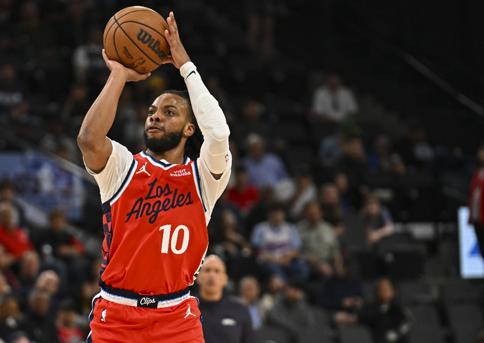 快船119-94大胜猛龙展现统治力，多点开花助球队