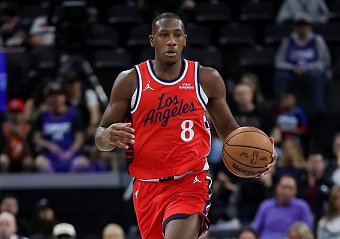 快船119-94大胜猛龙展现统治力，多点开花助球队