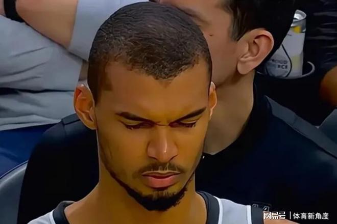 文班亚马连续两场40+创马刺队史纪录 冲击MVP宝座