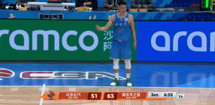 北京男篮绝地反击逆转同曦 斯佩尔曼赛后辱骂教